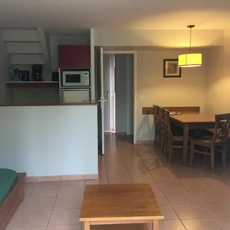 Apartahotel Mondesir 3*