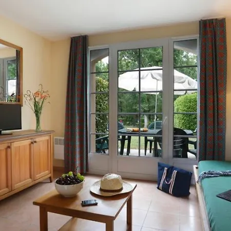 Aparthotel Mondesir 3*