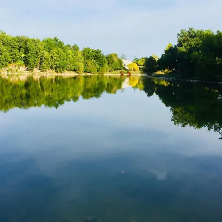 Mondesir Aparthotel Monflanquin