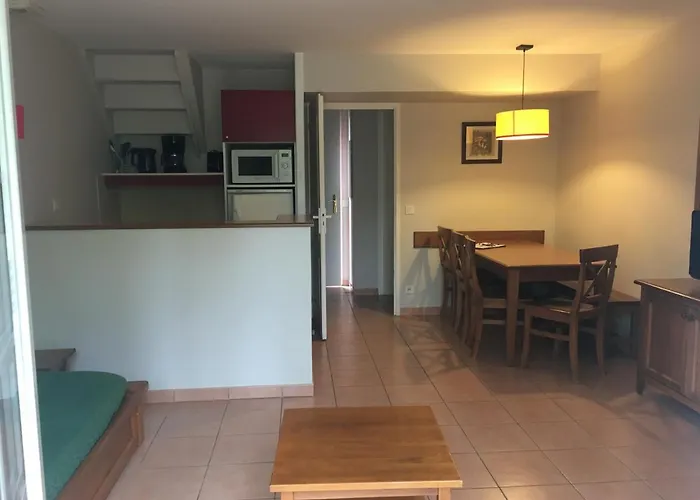 Apartahotel Mondesir 3*